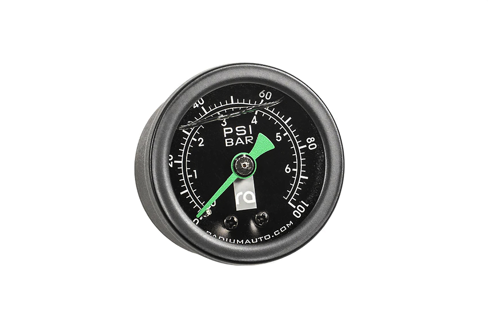 Манометр топливный 0-6,9 bar (черный); резьба 1/8 NPT папа; Radium Engineering 20-0029