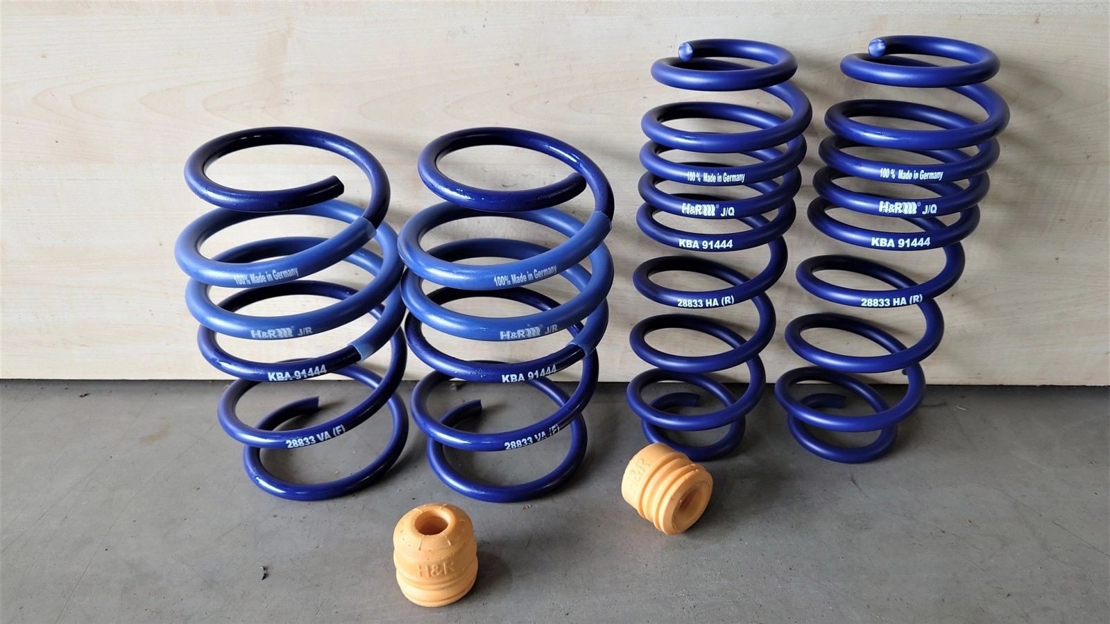 H&R 28833-1 Пружины с занижением Skoda Octavia A7