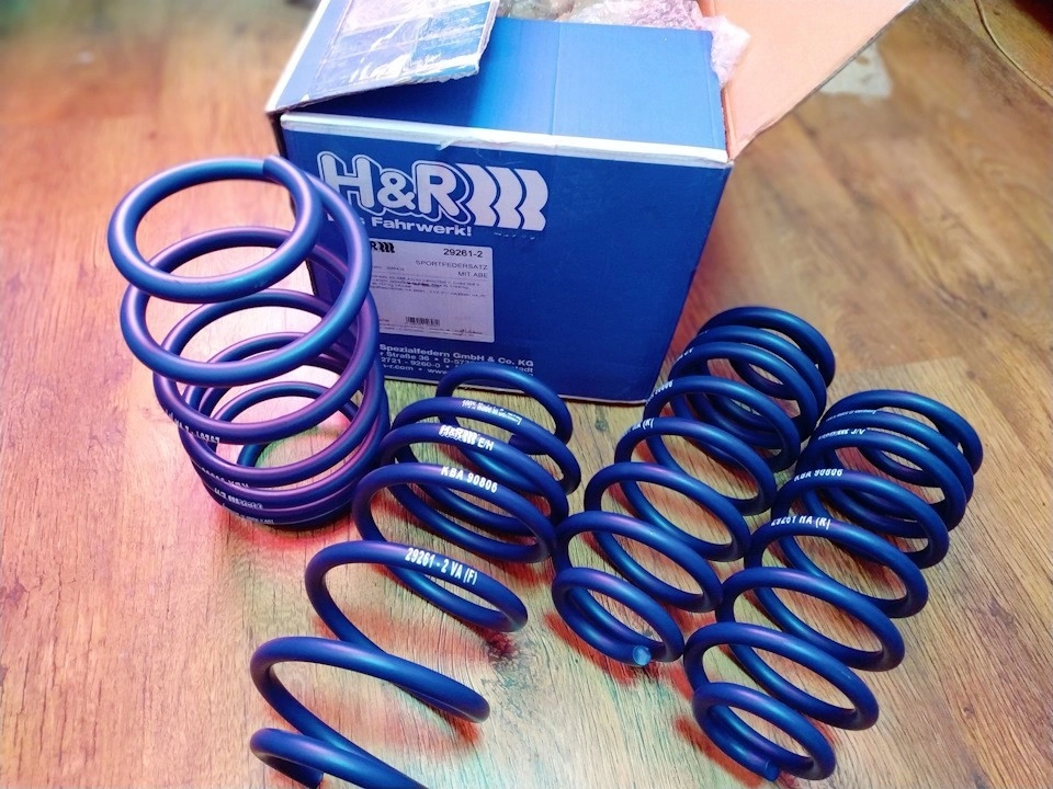 H&R 29261-2 Пружины с занижением Skoda Octavia A5, VW Golf 5, AUDI A3(8P)