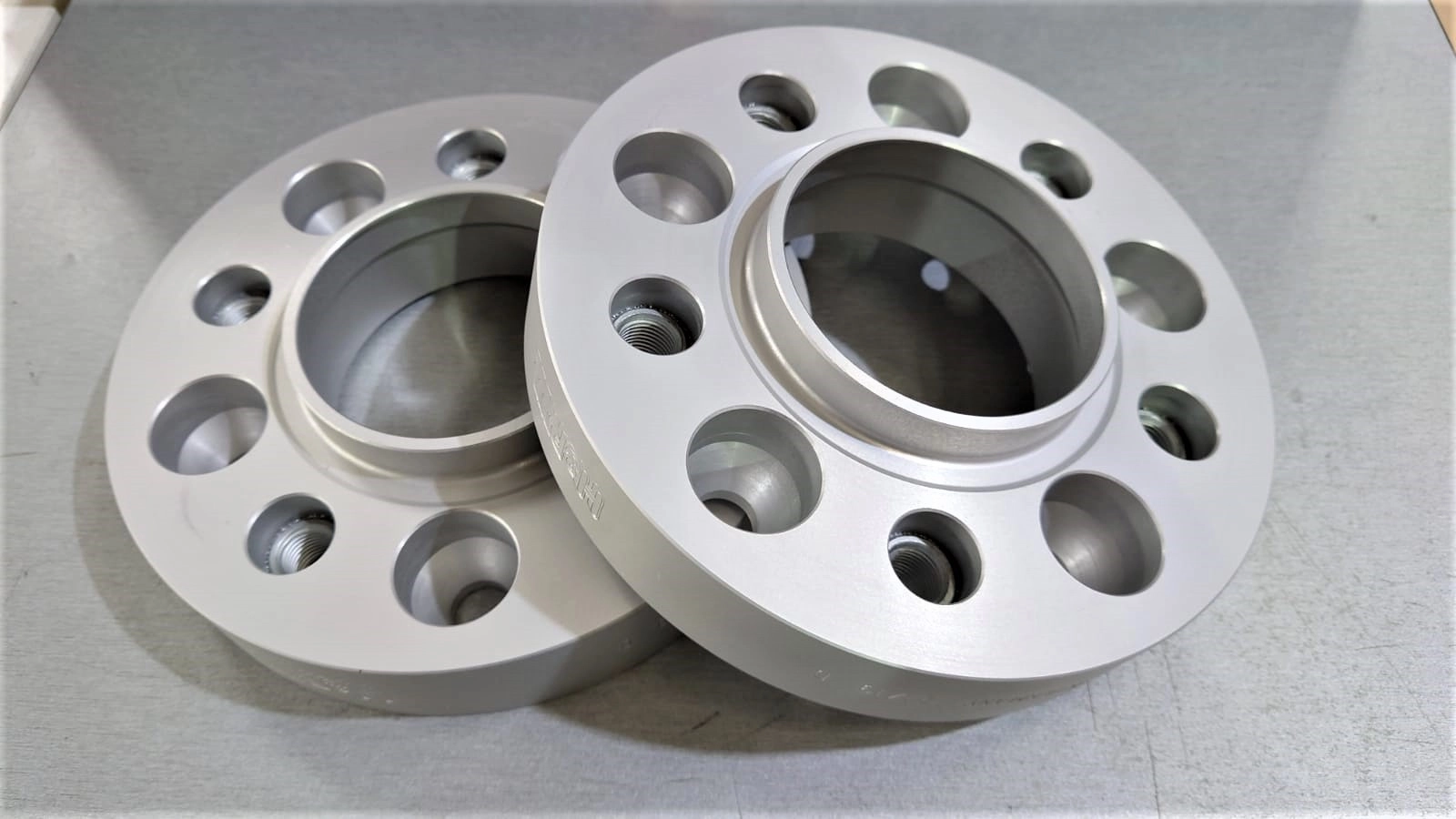 Проставки колесные H&R 62958410 для Mercedes Benz G-класс (Гелендваген) W463