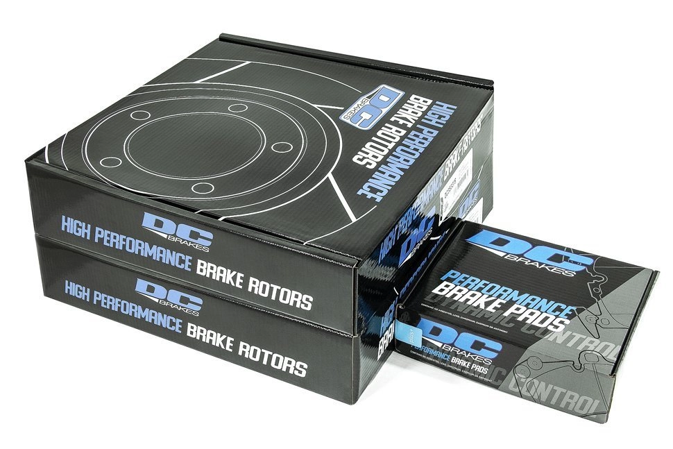 КОМПЛЕКТ ПЕРЕДНИЙ Тормозные диски DC Brakes+колодки HD+ Toyota LC300, Lexus LX500D, LX600 2021+
